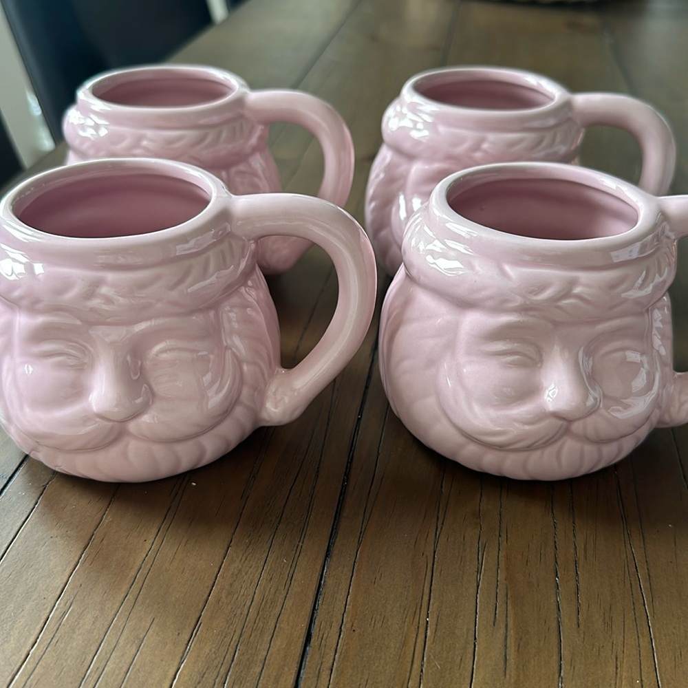 Set of 4 pink Santa mugs